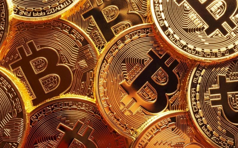 Advantages and Disadvantages of Bitcoin